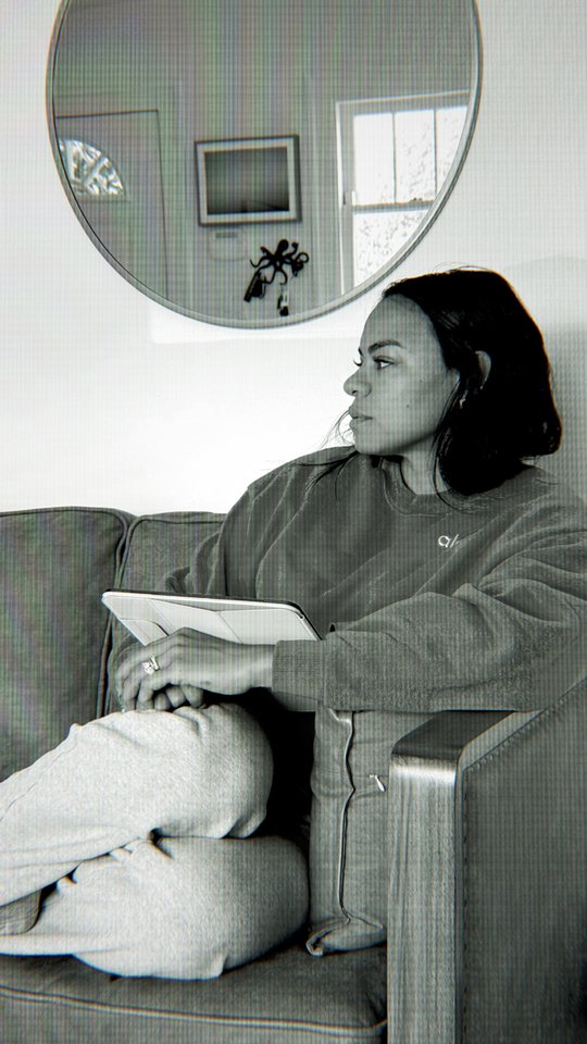 Amanda Saviñón